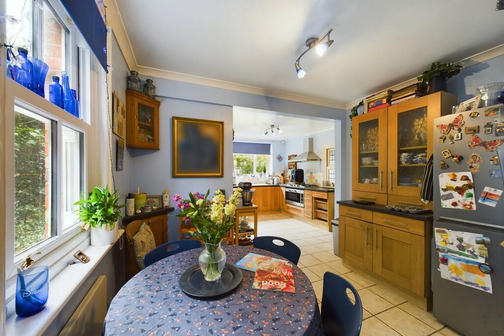 Additional image 3 of Castle Avenue, Dover