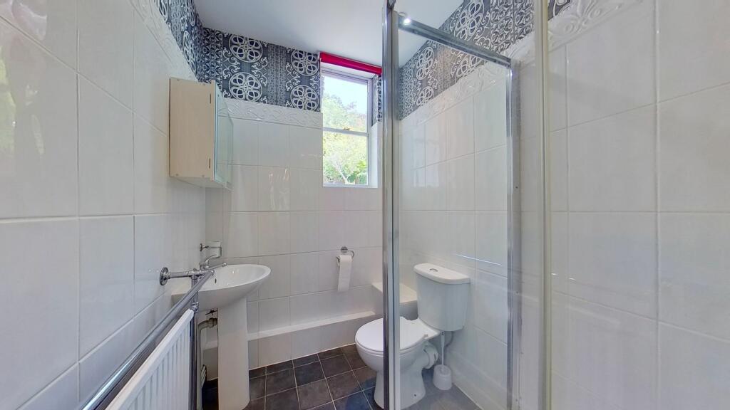 Additional image 21 of Castle Avenue, Dover