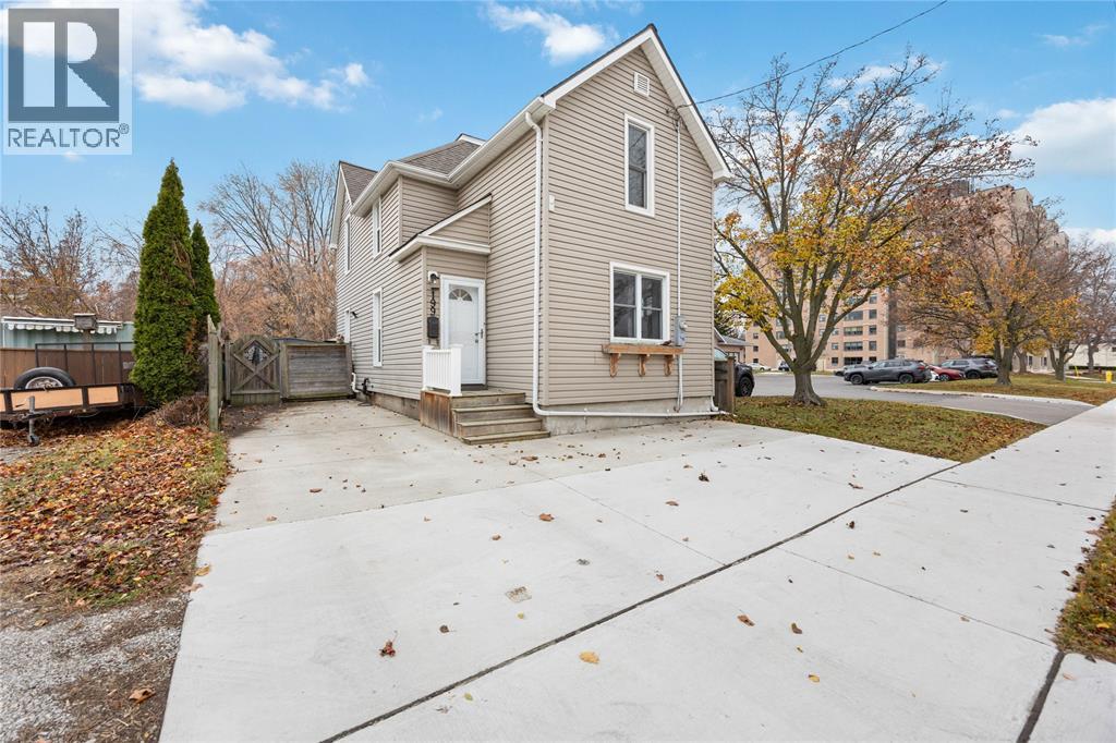 Property image for 199 WELLINGTON STREET|Sarnia, Ontario N7T1G6