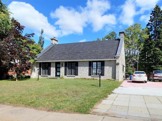 Property image for 1514 Rue Pottier|Baie-Comeau, Quebec G5C3E9