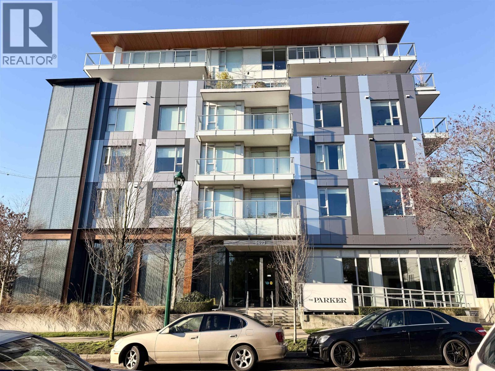 205 5693 ELIZABETH STREET|Vancouver, British Columbia V5Y3K1