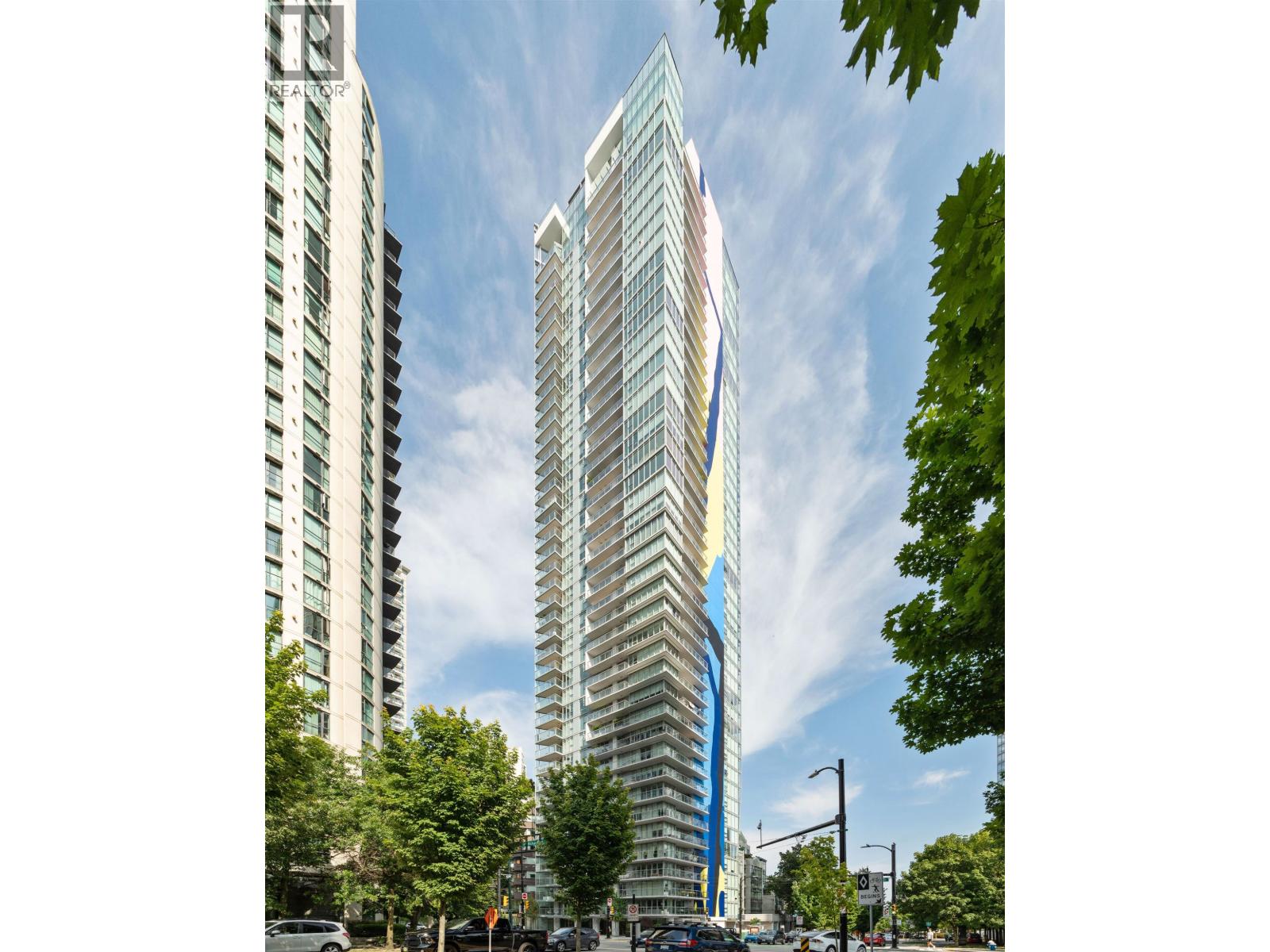 1701 499 PACIFIC STREET|Vancouver, British Columbia V6B0N4