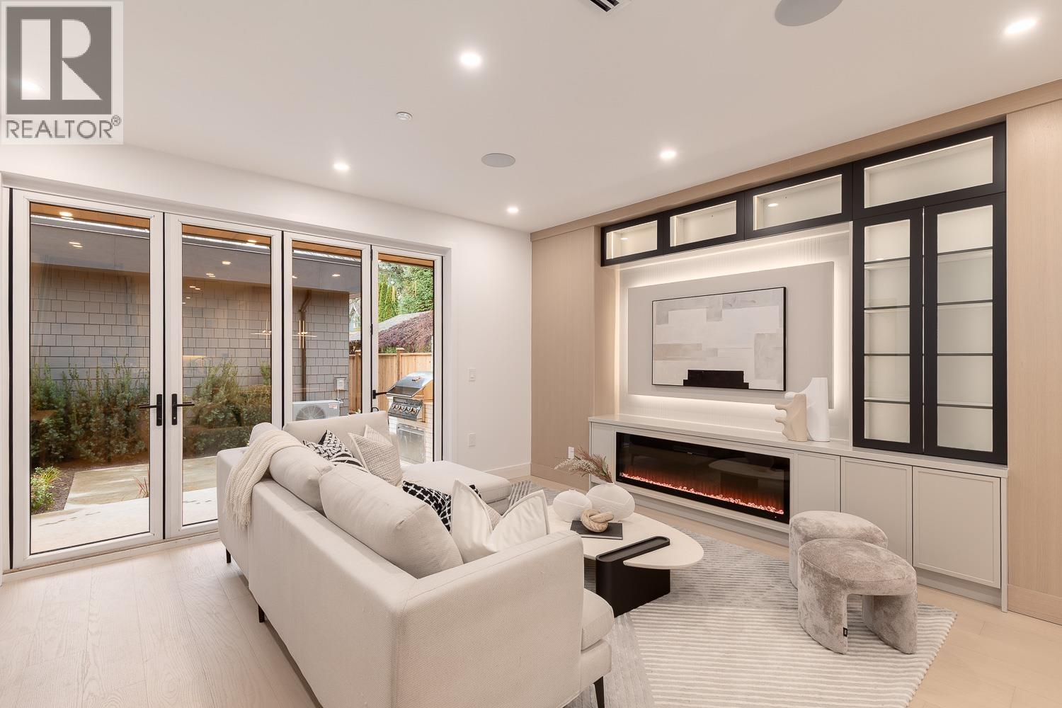 Property image for 3 2976 W 13TH AVENUE|Vancouver, British Columbia V6K2T9