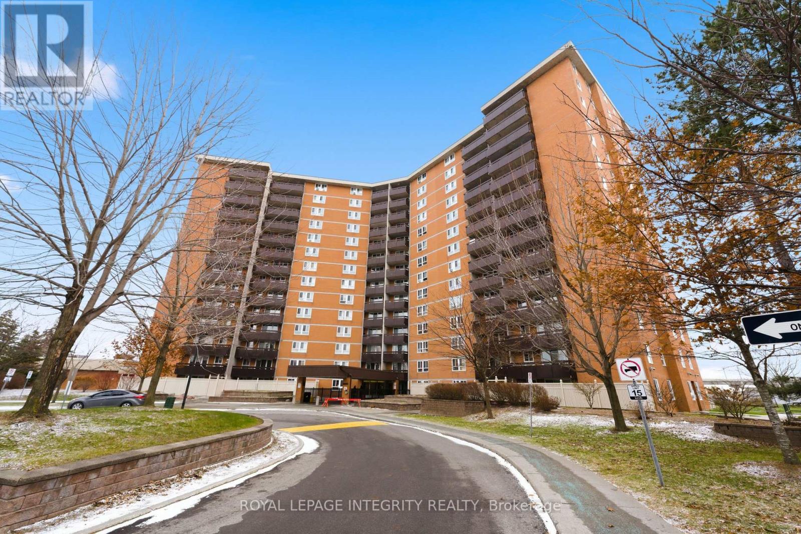 401 - 2000 JASMINE CRESCENT|Ottawa, Ontario K1J8K4