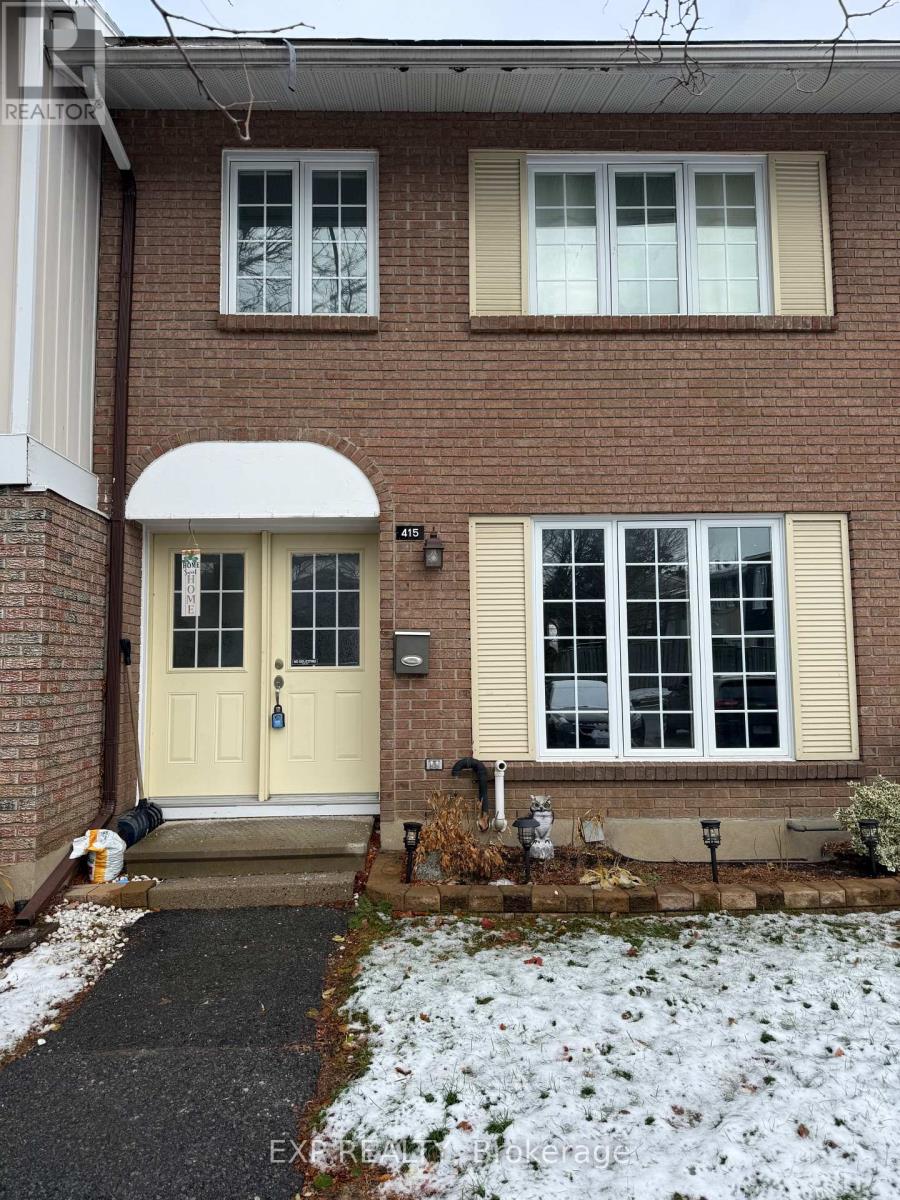 Property image for 415 KINTYRE PRIVATE|Ottawa, Ontario K2C3M9