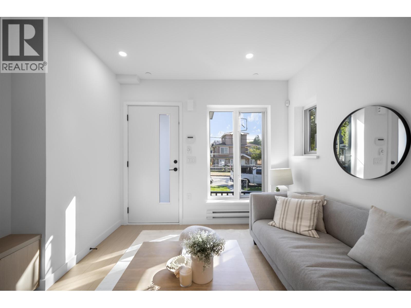 Property image for 102 2329 E 34TH AVENUE|Vancouver, British Columbia V5R2S6