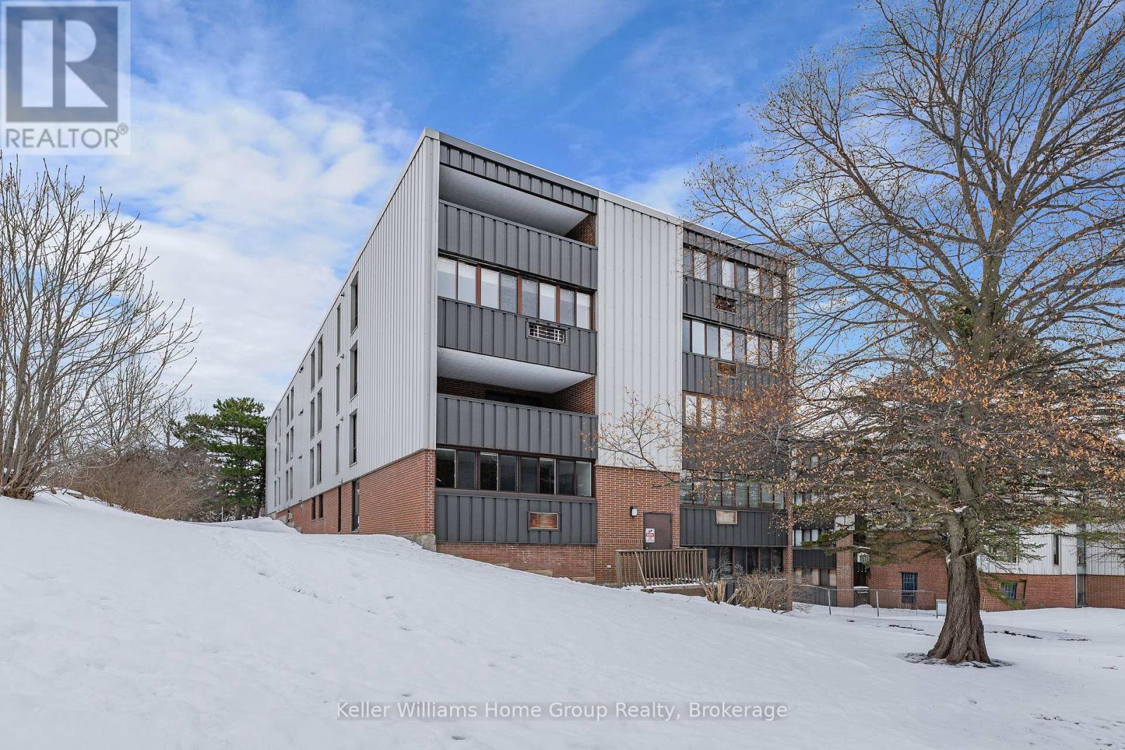 204 - 9 AJAX STREET|Guelph (Junction/Onward Willow), Ontario N1H2A9