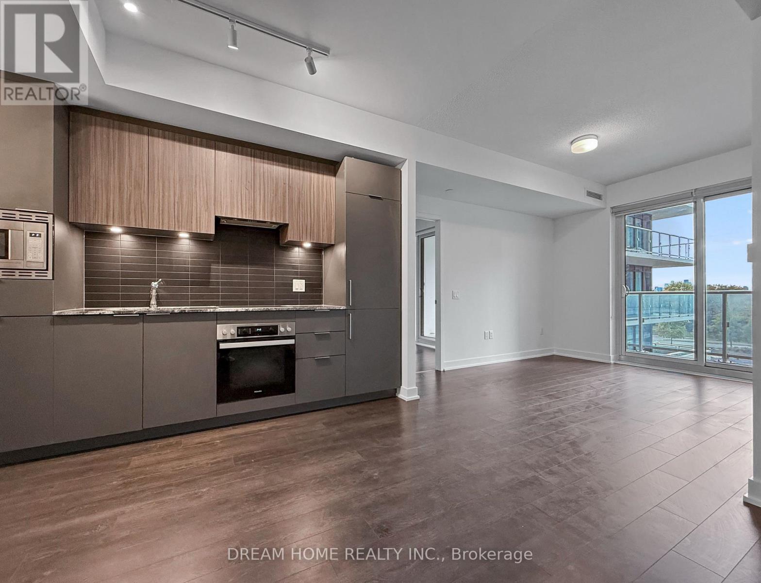 Property image for 403 - 50 O'NEILL ROAD|Toronto (Banbury-Don Mills), Ontario M3C0R1