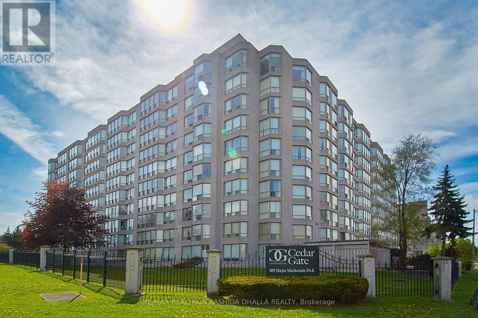 Property image for 608 - 309 MAJOR MACKENZIE DRIVE E|Richmond Hill (Harding), Ontario L4C9V5