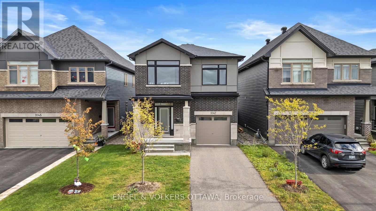 1047 HYDRANGEA AVENUE|Ottawa, Ontario K4M0L5