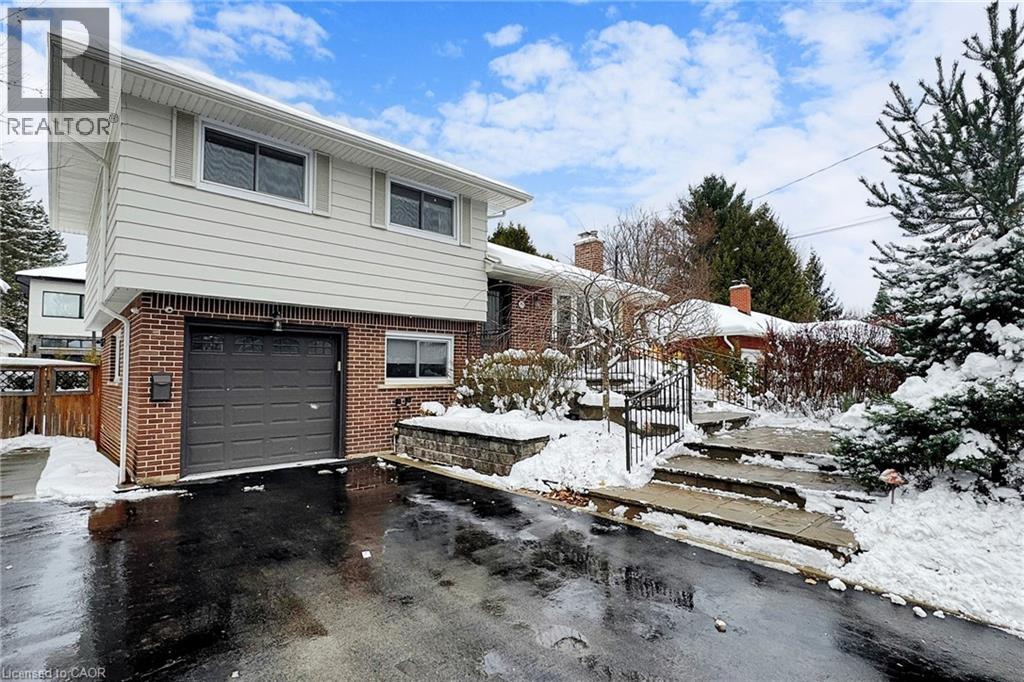 Property image for 19 DOUGLAS Road|Ancaster, Ontario L9G2E2