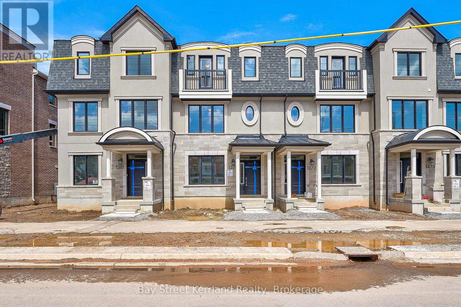 Property image for 1379 WILLIAM HALTON PKWY PARKWAY|Oakville (NW Northwest), Ontario L6H5N9