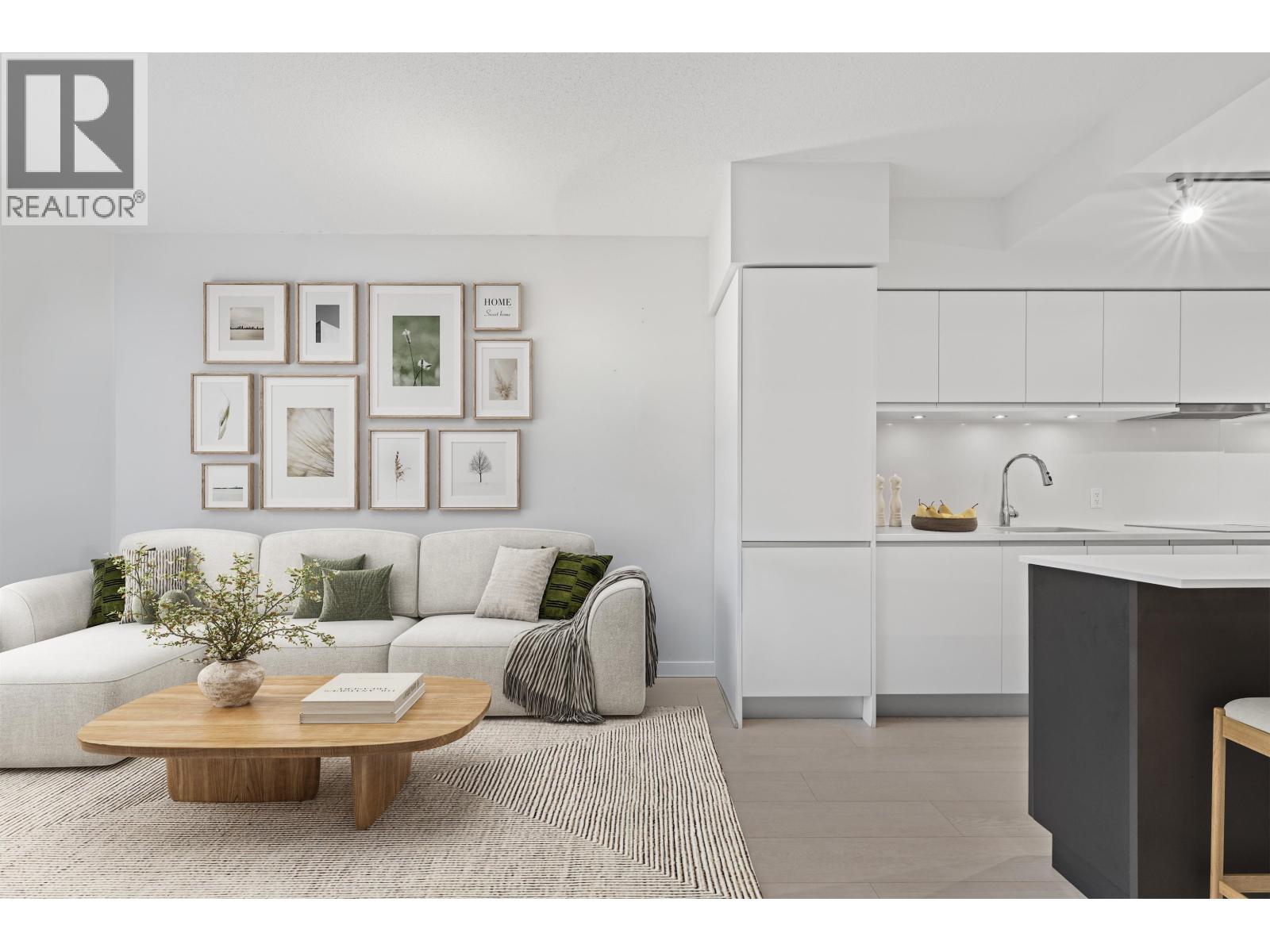 604 180 E 2ND AVENUE|Vancouver, British Columbia V5T0K4