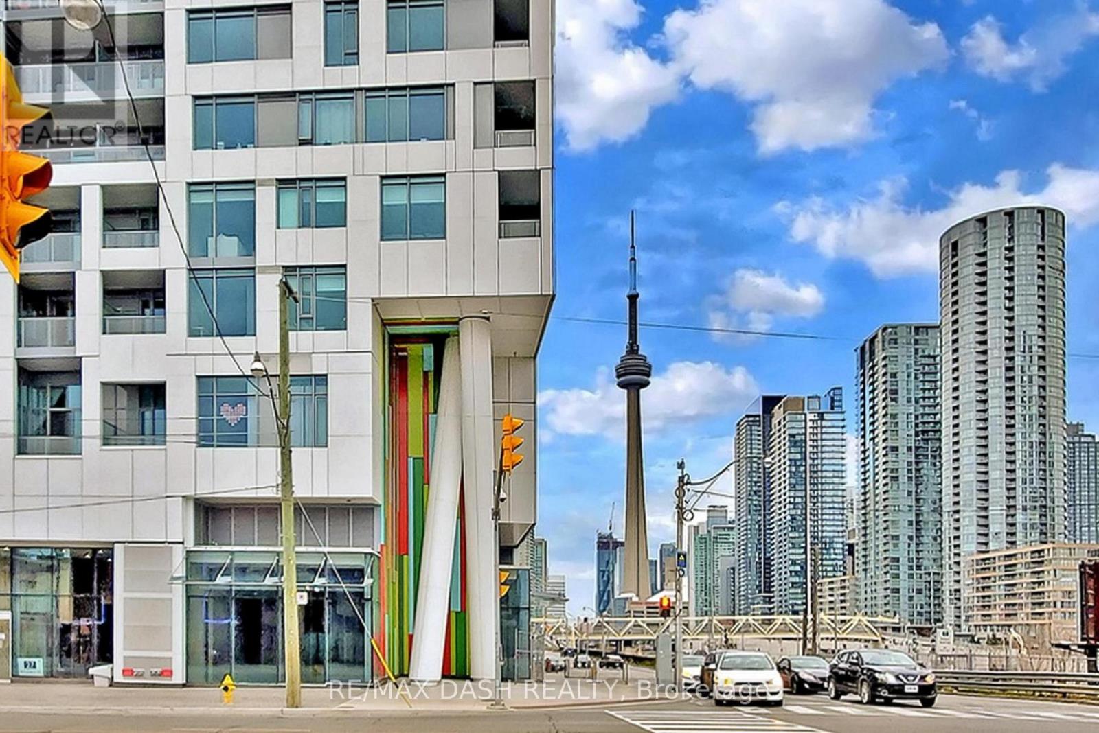 Property image for 1508W - 27 BATHURST STREET|Toronto (Waterfront Communities), Ontario M5V0R1
