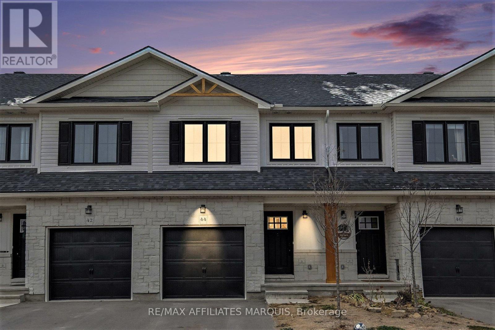 Property image for 44 WHITCOMB CRESCENT|Smiths Falls, Ontario K7A0C0