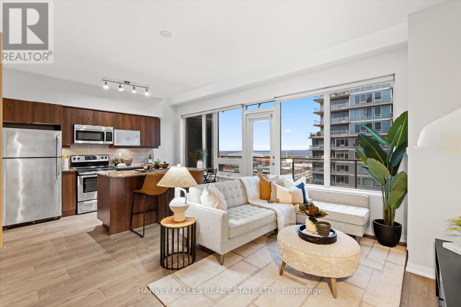 Property image for 1910 - 55 EAST LIBERTY STREET|Toronto (Niagara), Ontario M6K3P9