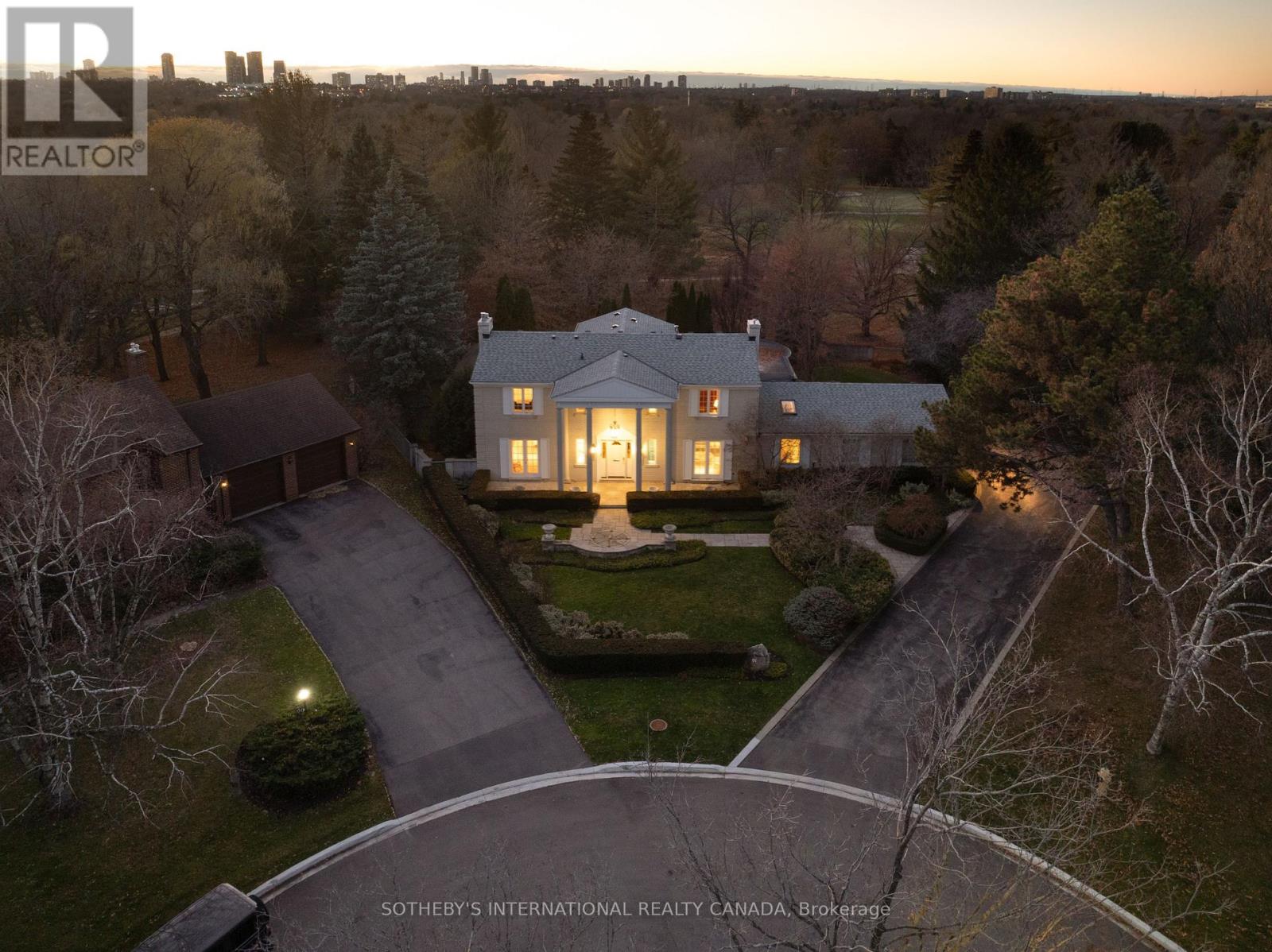 Property image for 91 FAIRWAY HEIGHTS DRIVE|Markham (Bayview Fairway-Bayview Country Club Estates), Ontario L3T3A7