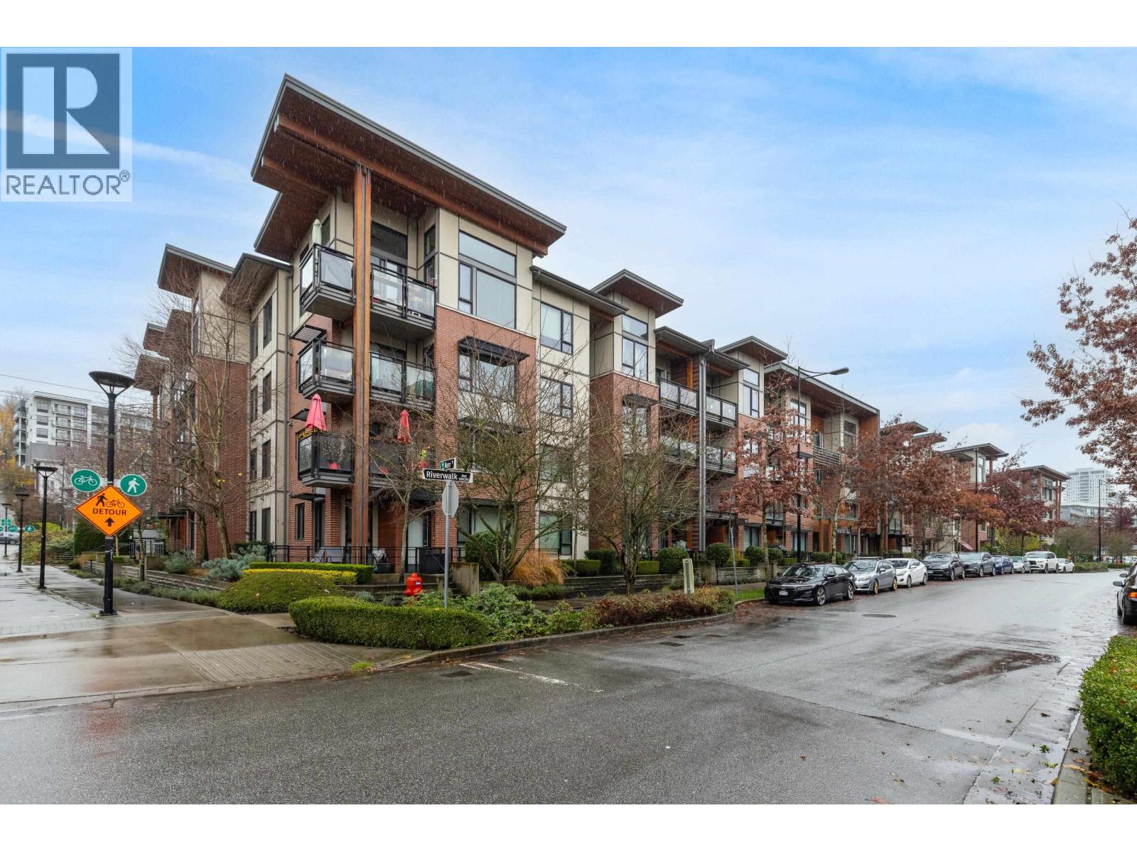 111 3133 RIVERWALK AVENUE|Vancouver, British Columbia V5S0A7