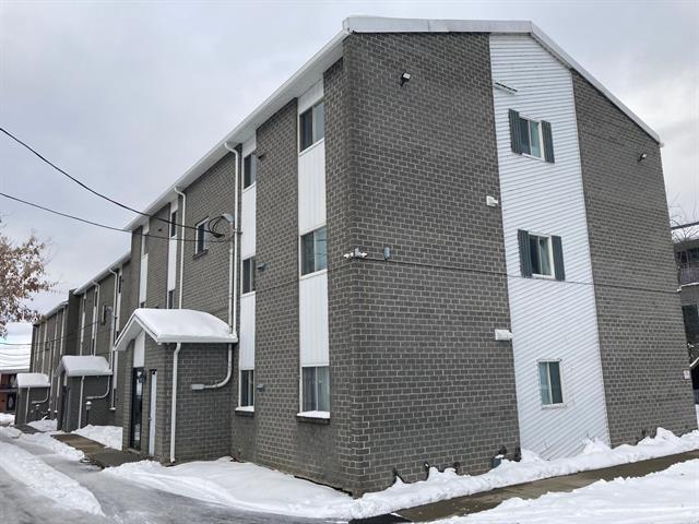 230 Rue Denison O.|#4|Granby, Quebec J2G4E1