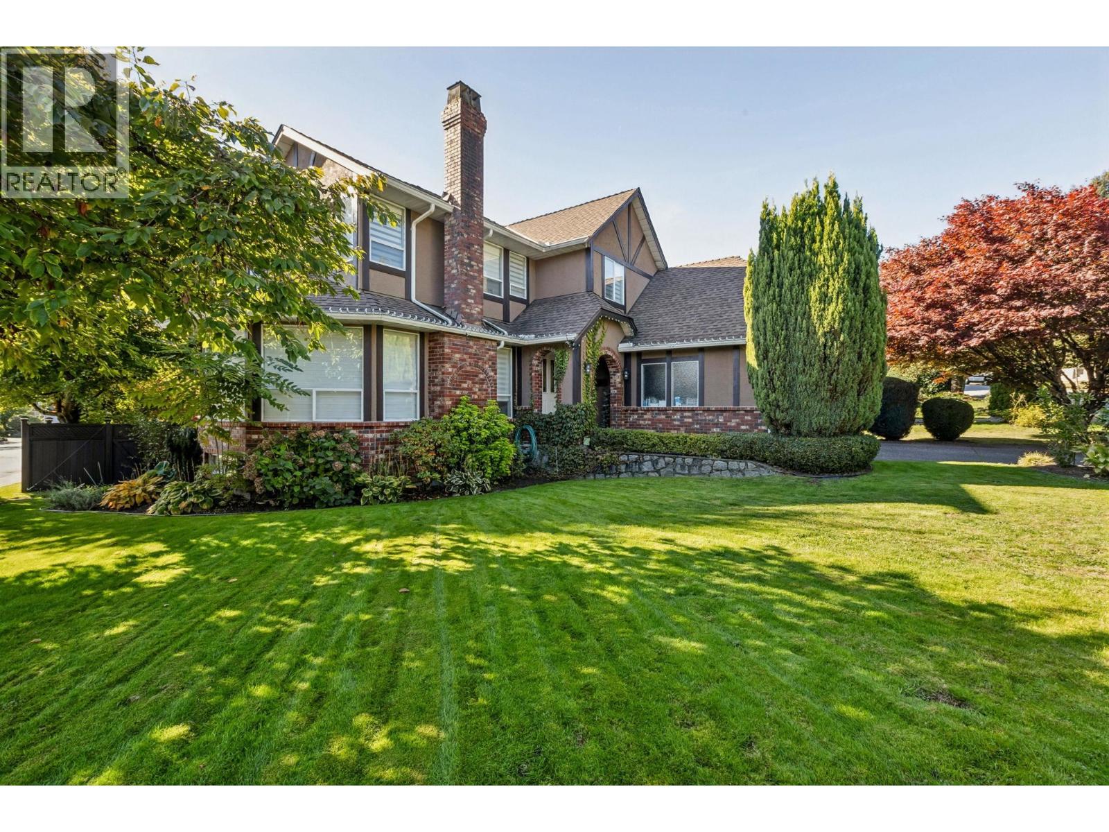Property image for 2890 TEMPE KNOLL DRIVE|North Vancouver, British Columbia V7N4K3