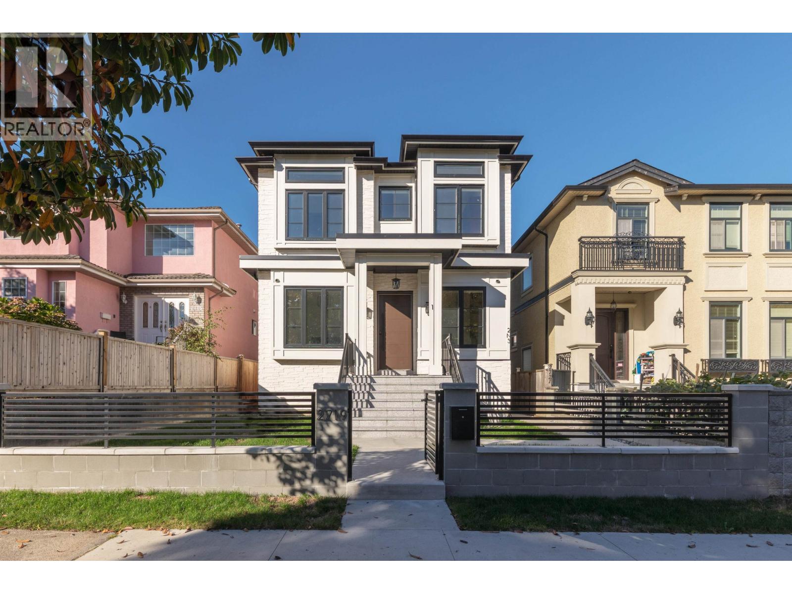 2719 E 46TH AVENUE|Vancouver, British Columbia V5S1A6