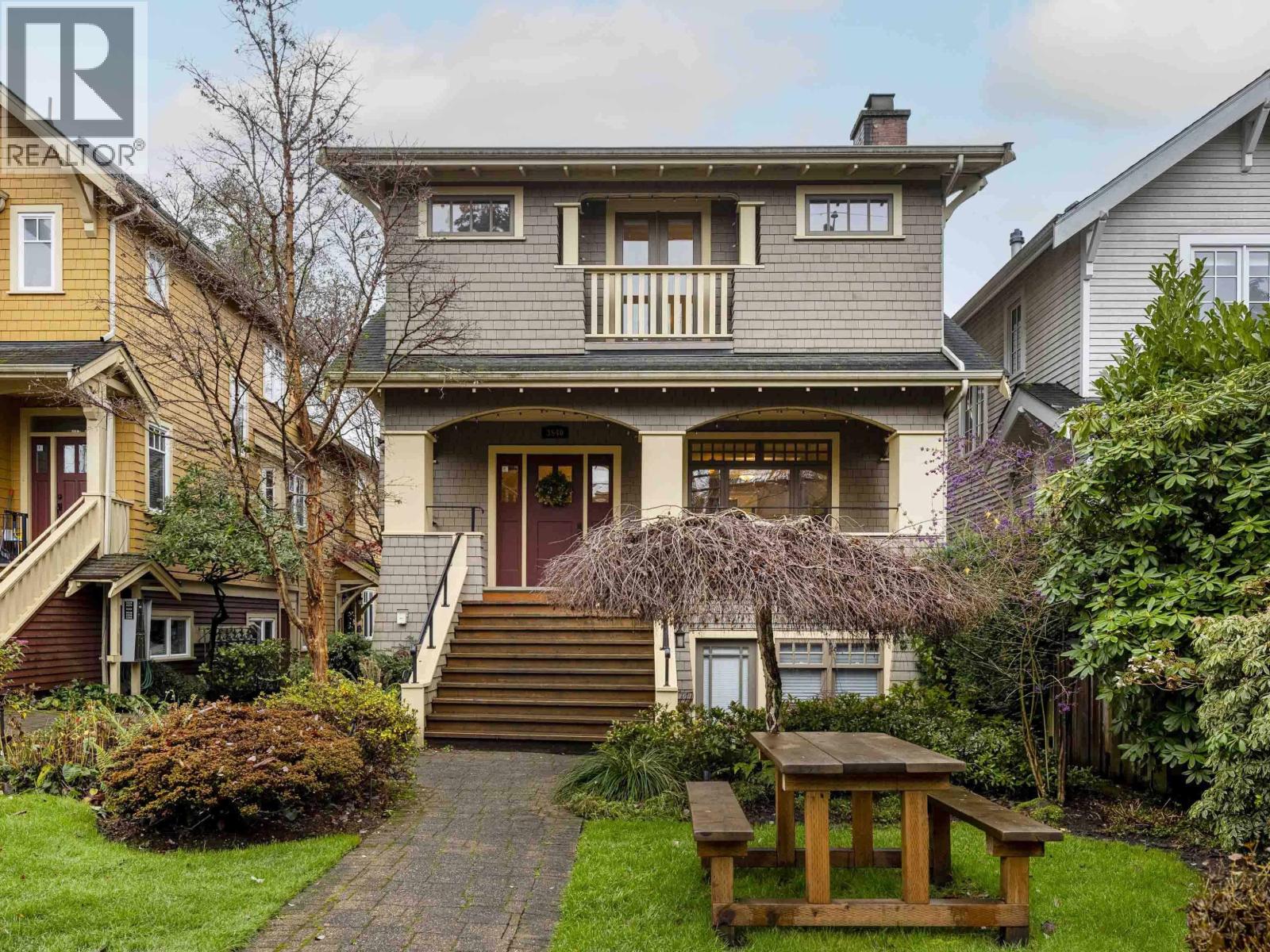 3540 W 5TH AVENUE|Vancouver, British Columbia V6R1R9