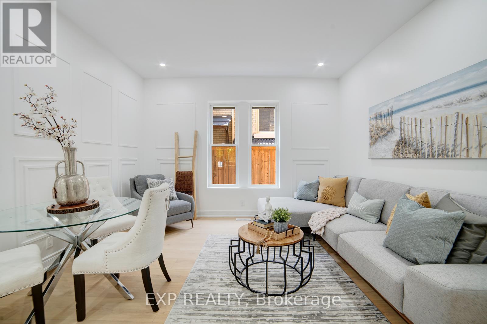 Property image for 28 SPRINGBANK DRIVE|London South (South E), Ontario N6J1E3