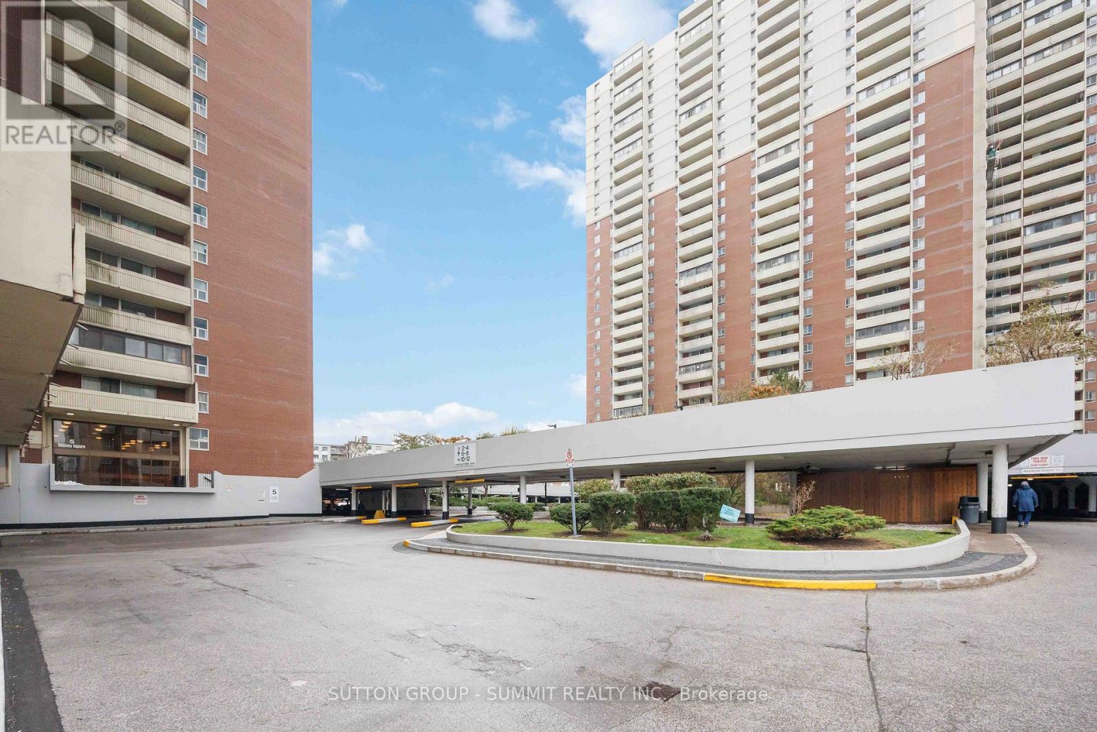 Property image for 2110 - 5 MASSEY SQUARE|Toronto (Crescent Town), Ontario M4C5L6