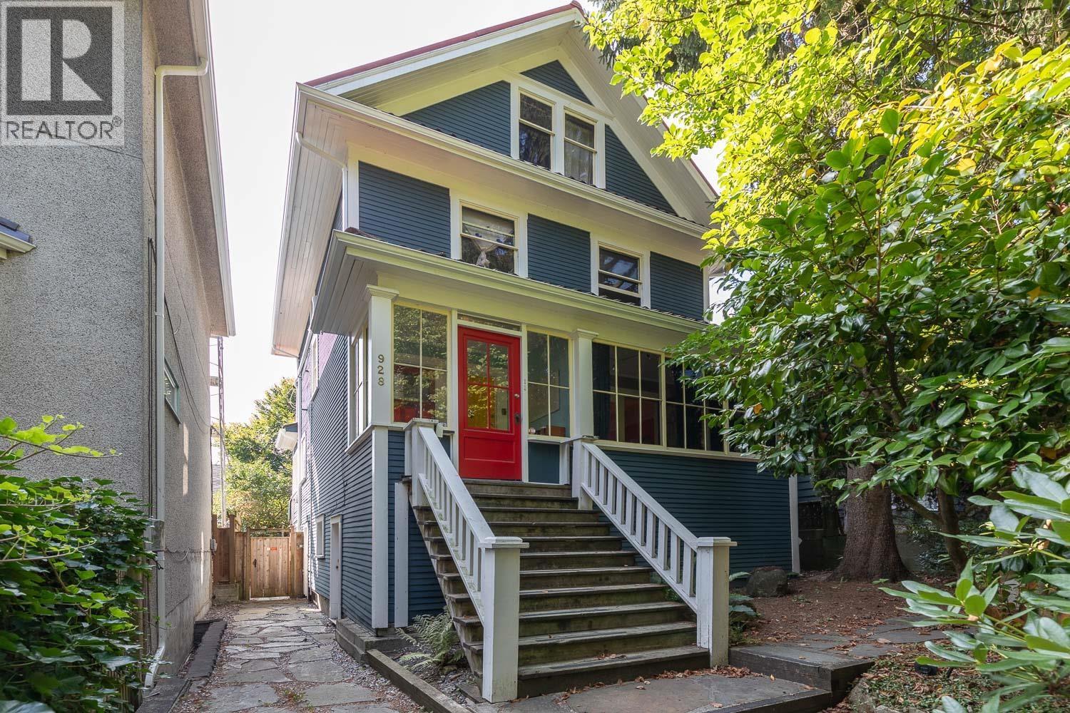 928 E 17TH AVENUE|Vancouver, British Columbia V5V1C2