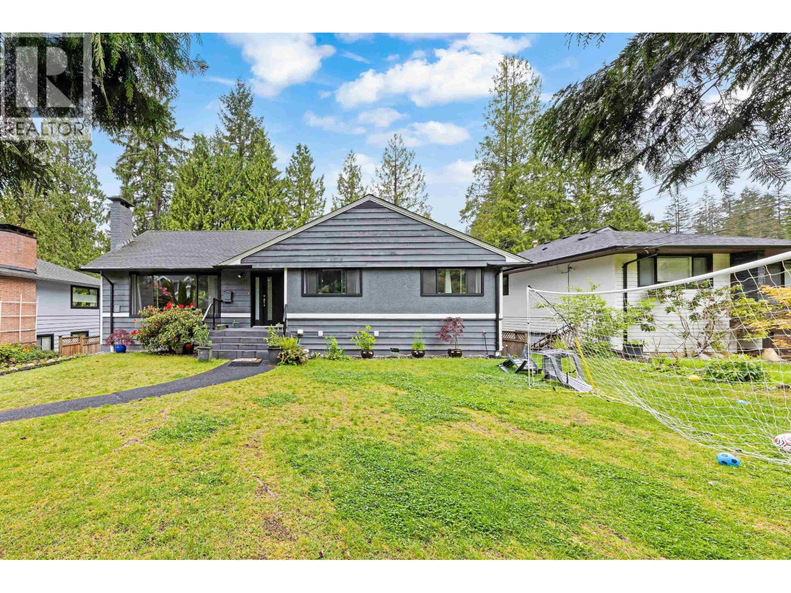 Property image for 4477 PRIMROSE LANE|North Vancouver, British Columbia V7R4H1
