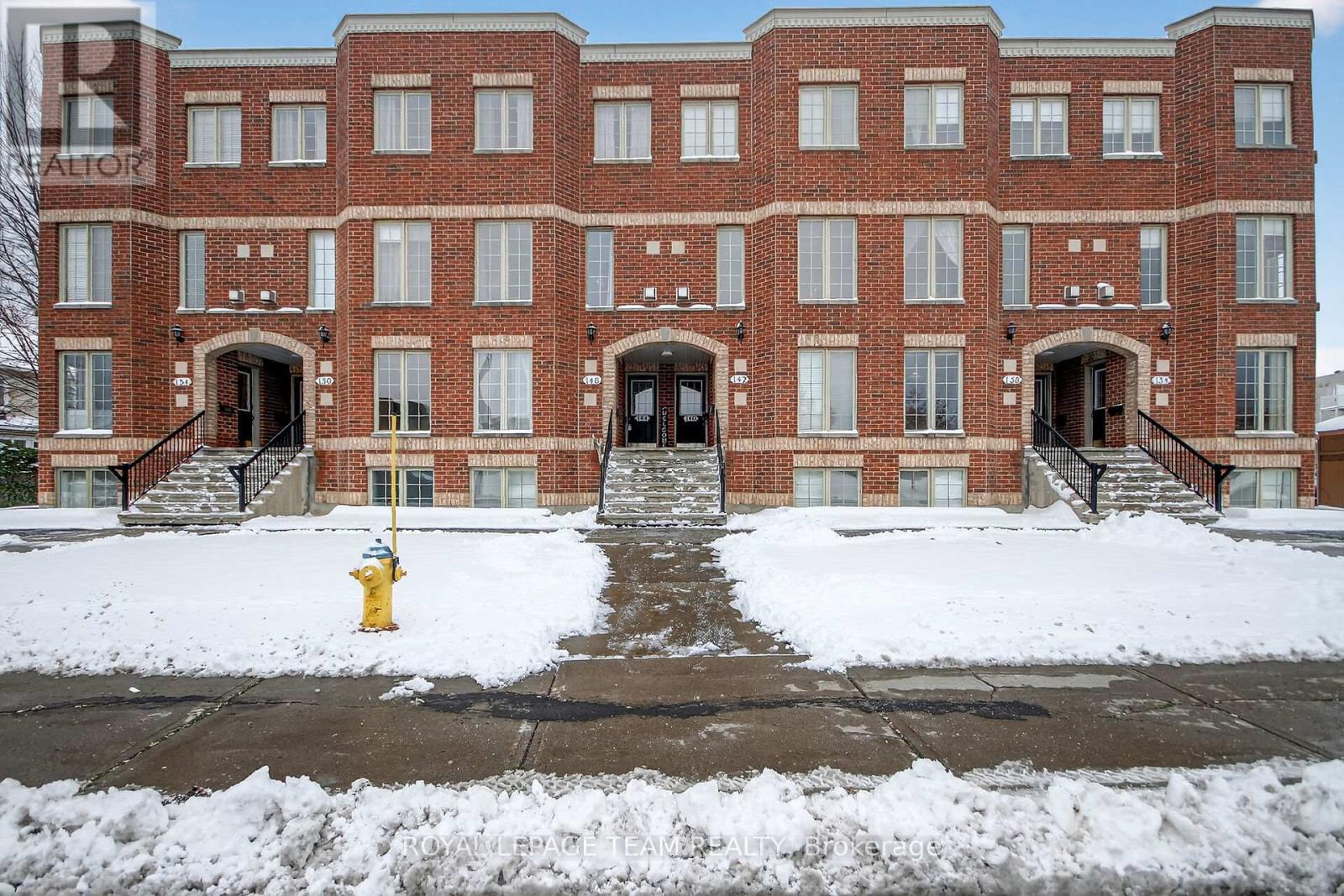 144 BERRIGAN DRIVE|Ottawa, Ontario K2J0J4