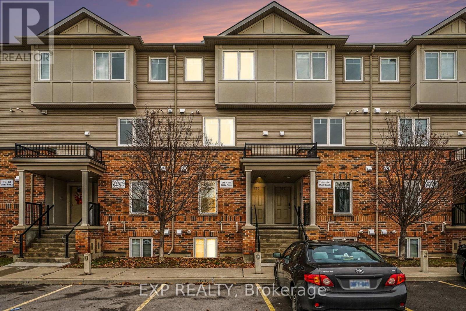 250 SHANLY PRIVATE|Ottawa, Ontario K2J5X6