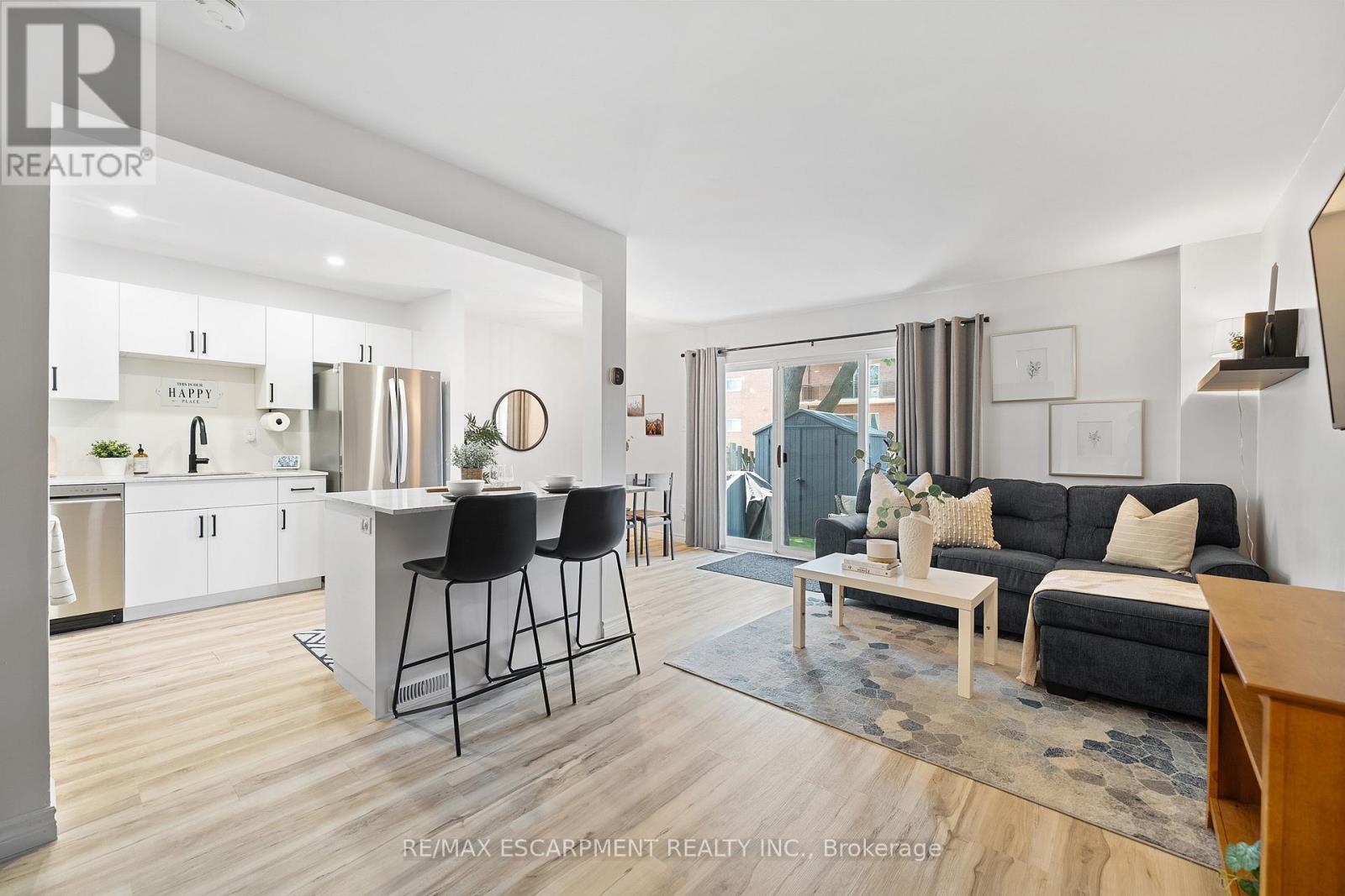 Property image for 150 - 17 OLD PINE TRAIL|St. Catharines (Carlton/Bunting), Ontario L2M6P9