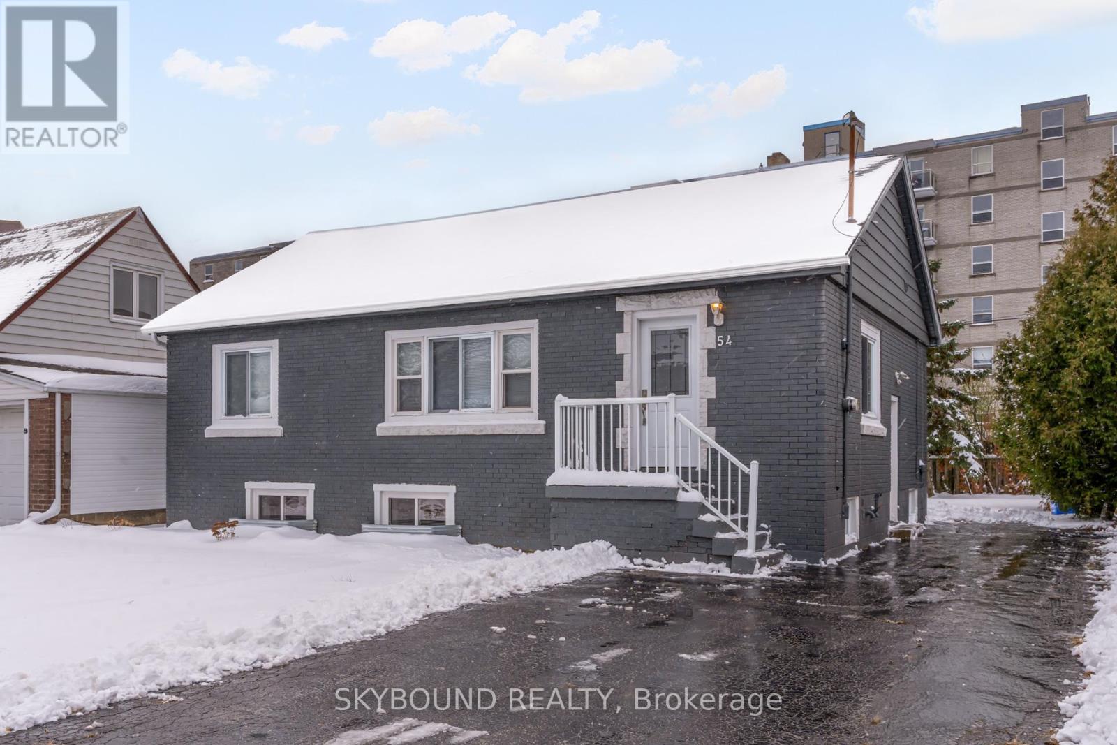 Property image for 54 DUNCOMBE DRIVE|Hamilton (Hill Park), Ontario L9A2G2