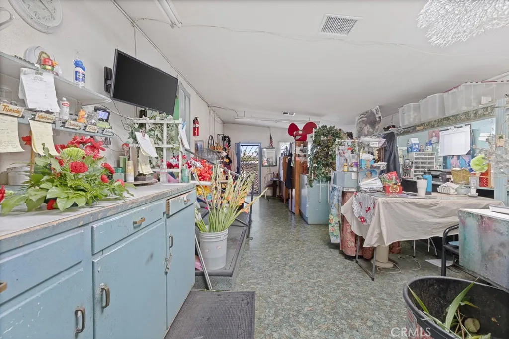 Additional image 54 of 342 S Mount Vernon Ave, San Bernardino, CA 92410