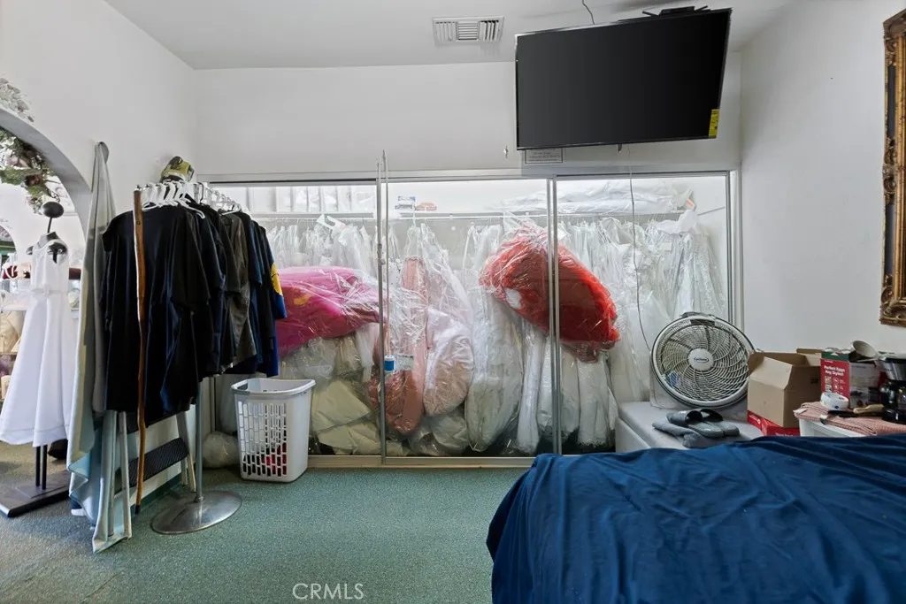 Additional image 43 of 342 S Mount Vernon Ave, San Bernardino, CA 92410