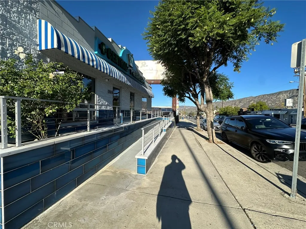 Additional image 23 of 7616 Foothill Boulevard, Tujunga, CA 91042