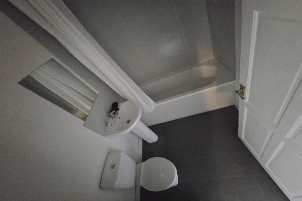 Additional image 4 of 27, Menzies Road, Flat C, Aberdeen, AB119AX