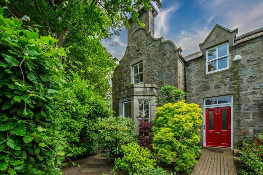 Additional image 2 of 47 Waverley Place, Aberdeen, AB10