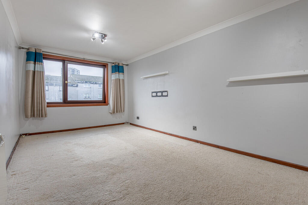 Additional image 3 of Oldcroft Place, Aberdeen