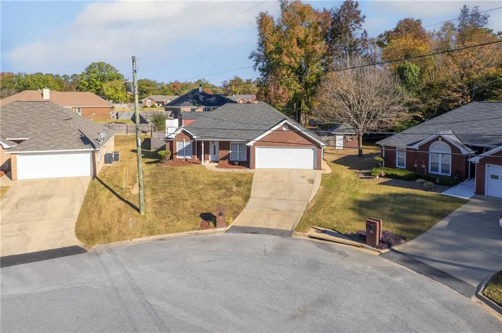 Additional image 4 of 3200 Thornberry Circle, Phenix City, AL 36867