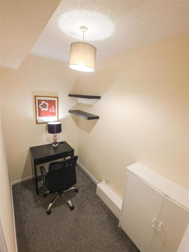 Additional image 14 of Great Northern Road