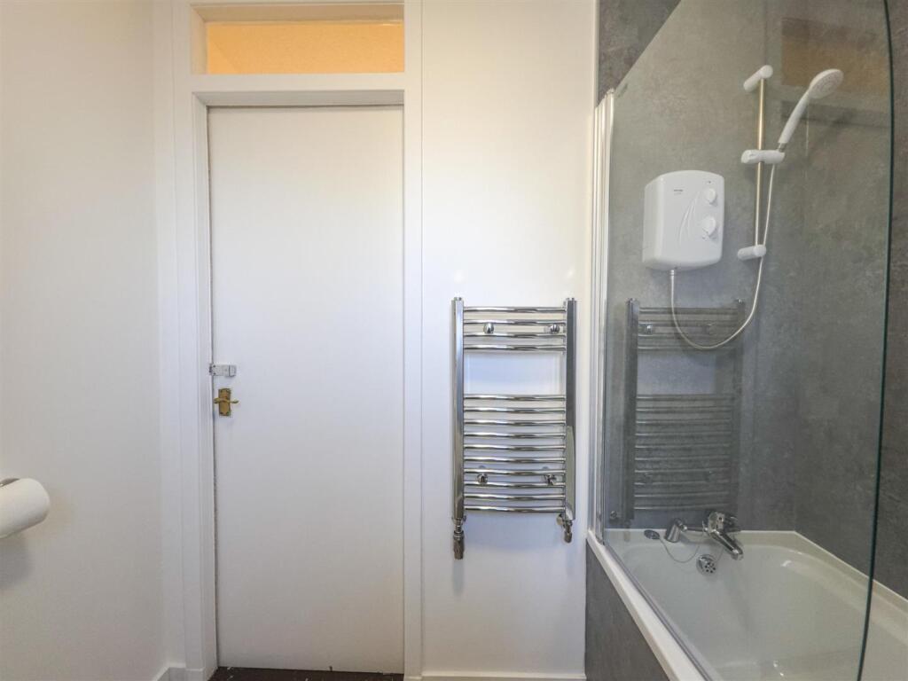 Additional image 18 of Great Northern Road