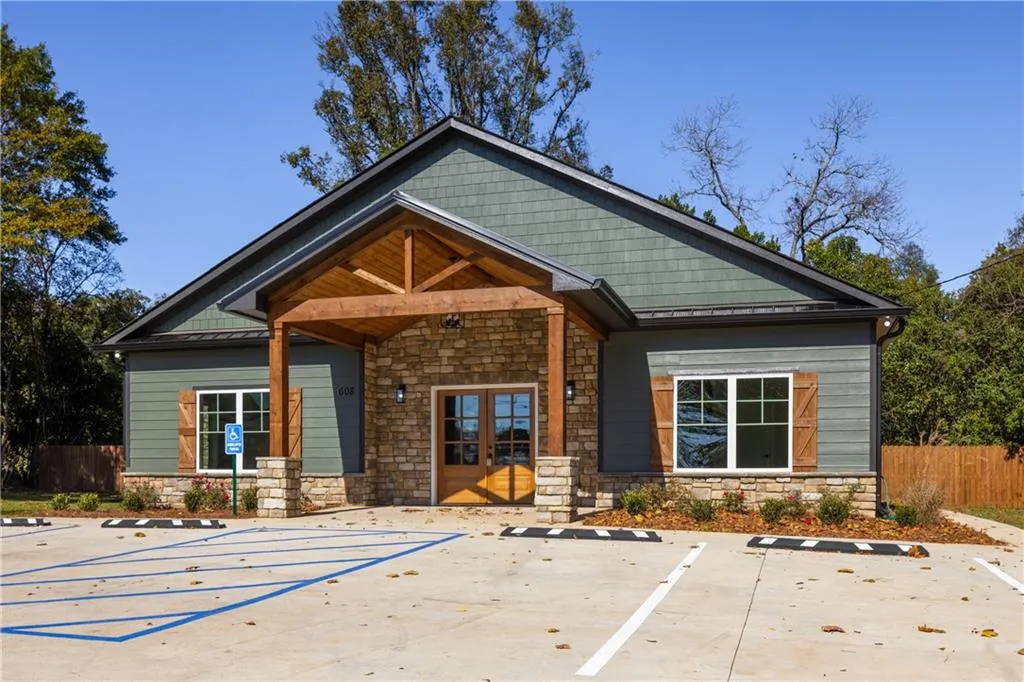 Additional image 4 of 608 17th Street, Phenix City, AL 36867