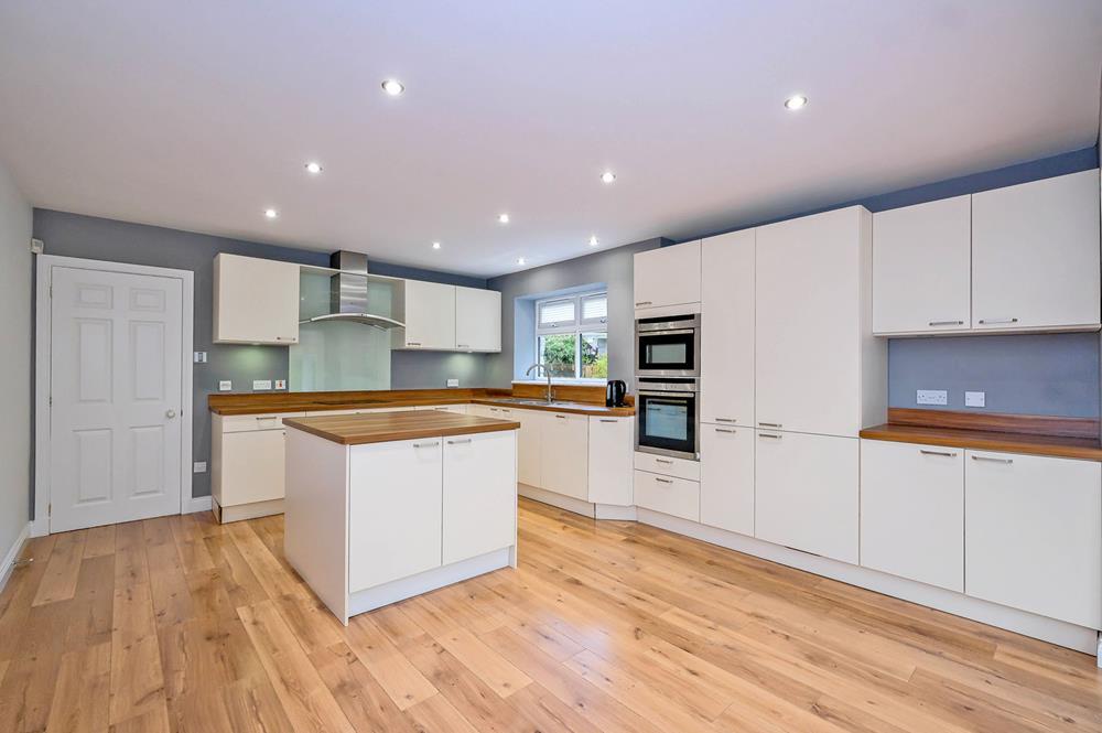 Additional image 3 of Pittengullies Brae, Peterculter, AB14