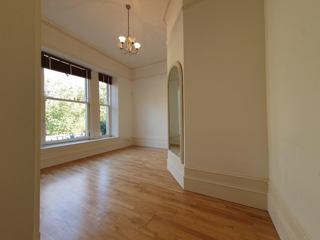 Additional image 22 of Cliff House, AB15