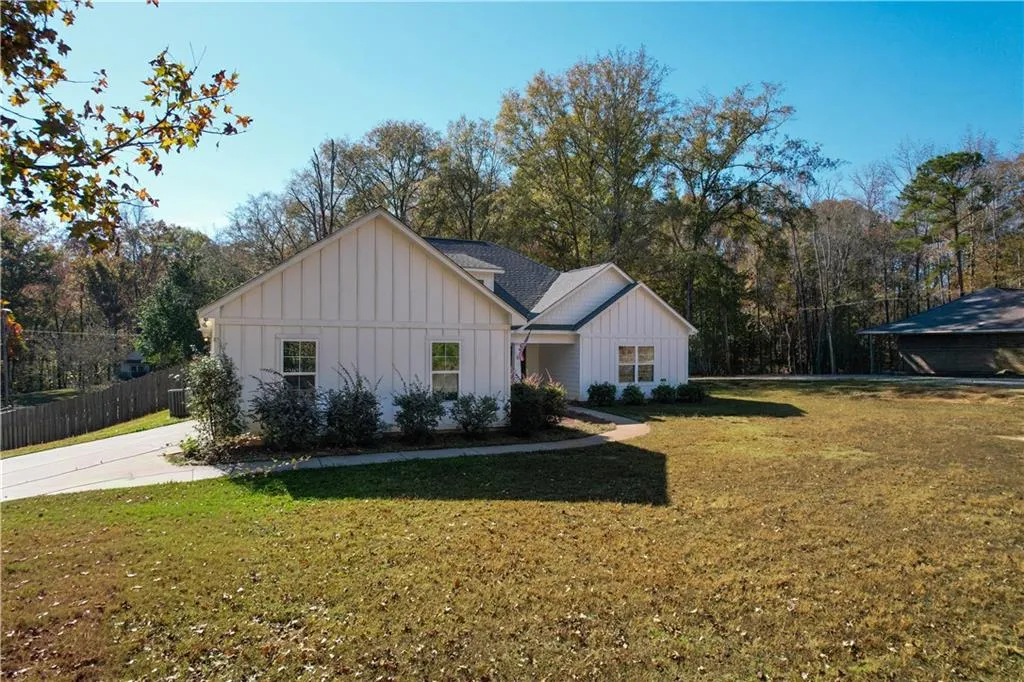 Property image for 1544 Lee Road 279, Salem, AL 36874