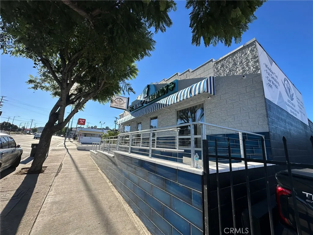 Additional image 21 of 7616 Foothill Boulevard, Tujunga, CA 91042