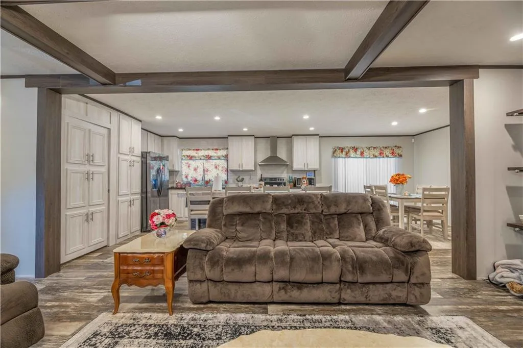 Property image for 2061 County Rd 282, Five Points, AL 36855