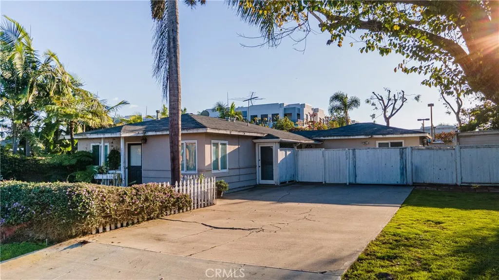 Additional image 15 of 2052 Orchard Dr, Newport Beach, CA 92660
